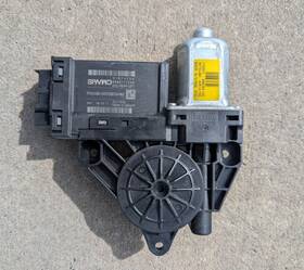 31674759 Volvo Xc90 2016-2022 Oem Rear Left Side Door Window Regulator Motor With Module