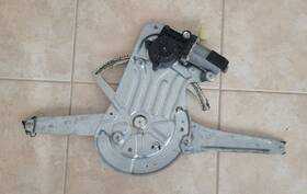 8626962 Volvo 2001-2007 V70 S60 Xc Left Front Door Elec. Window Regulator 8626962 Volvo 2001-2007 V70 S60 Xc Left Front Door Elec. Window Regulator