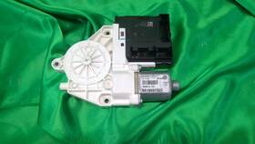 561959702cz05 Vw Genuine Oem 16-22 Passat Window Motor 561959702cz05 Vw Genuine Oem 16-22 Passat Window Motor