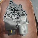 20-23 Hyundai Palisade Front Left Driver Side Door Window Regulator Motor Oem. Fixed Price $50.00.