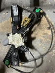 12-18 Ford Focus Driver Left Front Door Window Regulator W/ Motor Oem 931898104. Fixed Price $25.00.