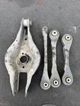 12-20 Bmw 228I 230I Rear Right Control Arm Set 4 Pieces. Fixed Price $72.00.
