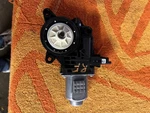 2017-2019 Kia Niro Rh Passengers Front Door Power Window Motor 82460-G5010. Fixed Price $63.75.
