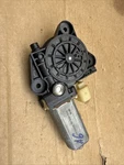 01-07 Mercedes W203 Rear Left Side Door Window Motor 0130822008 A6. Fixed Price $21.00.