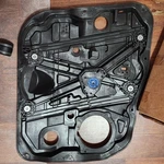 Genuine 2019-20 Hyundai Santa Fe Ft Lt Side Door Window Regulator & Carrier Oem. Fixed Price $90.80.