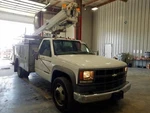 Driver Front Window Regulator Manual Fits 95-02 Chevrolet 3500 Pickup 366687. Fixed Price $52.00.