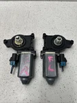 2000-2006 Gmc Yukon Front Left & Right Window Motor Oem Pair. Fixed Price $69.00.