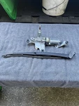 03-09 GX470 Electronic Rear Window Glass Wiper Motor Arm Linkage Oem Factory Wty. Fixed Price $99.00.
