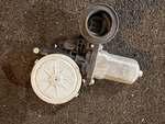 Suzuki Swift 2007 1.3 Petrol Driver's Door Electric Window Motor 83430-63J00. Fixed Price $40.23.