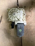2007-11 Dodge Nitro Right Front Window Motor 1001802-A001 Oem. Fixed Price $21.71.