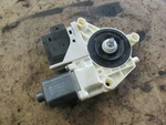 Alfa Romeo Giulietta - N/s/f Left Hand Passenger Front Window Motor 0130822923. Fixed Price $54.02.