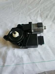 Front Driver Door Power Window Motor For Kia Sorento 2011 82450-2P010. Fixed Price $17.10.