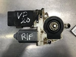 Passenger Right Power Window Motor Fits 98-01 Beetle 25699. Fixed Price $115.00.