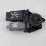 Electric Motor 0130821694 Volkswagen Passat MK5 1996-2005 Used (23506). Fixed Price $84.07.