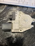2005-2007 Ford Freestyle Driver Fl Window Motor Used Oem 0130822232. Fixed Price $34.10.