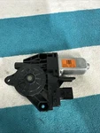 2014-2022 Jeep Cherokee Front Right Side Door Glass Window Motor Mitsuba Oem. Fixed Price $16.15.