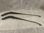 01-05 Oem Honda Civic Wiper Arms, Part Number 1501 S5A DR6 & 1500 As. Fixed Price $30.00.