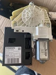 2008 Volvo C70 Convertible Right Passenger Front Door Window Power Motor Module. Fixed Price $50.00.