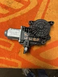 2017-2019 Kia Niro Lh Drivers Front Door Power Window Motor 82450-G5010 Oem. Fixed Price $63.75.